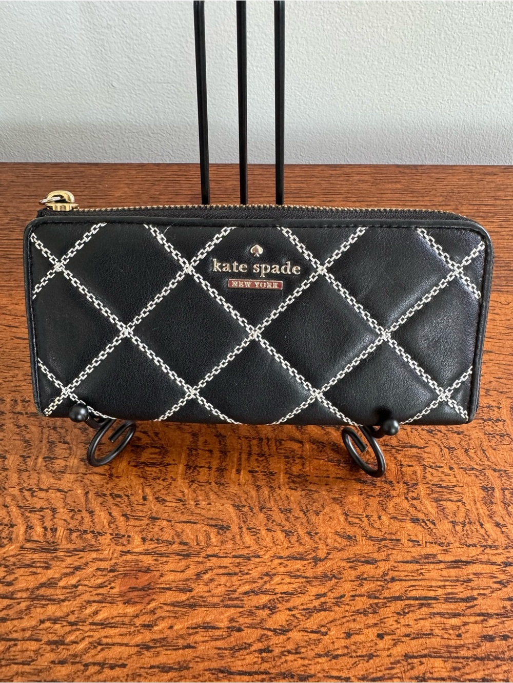 EUC Kate Spade Emerson Place Nisha Quilted Leather Wallet